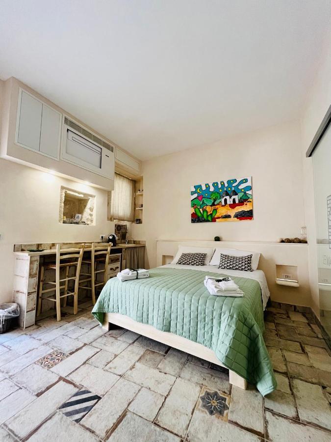 Le Marangi Getaway Suite Мартина-Франка Экстерьер фото